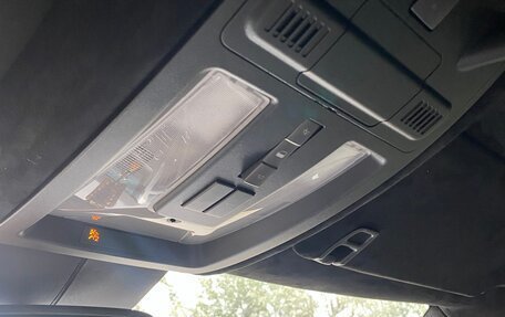 Cadillac SRX II рестайлинг, 2010 год, 1 300 000 рублей, 9 фотография