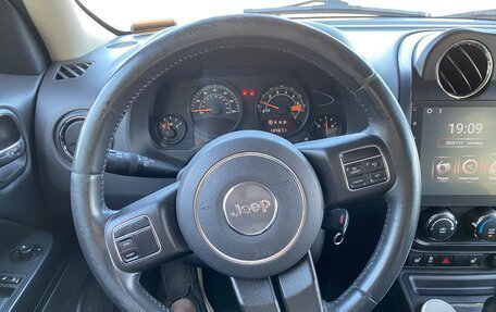 Jeep Liberty (Patriot), 2016 год, 1 300 000 рублей, 9 фотография