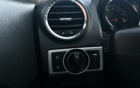 Opel Antara I, 2012 год, 1 150 000 рублей, 13 фотография
