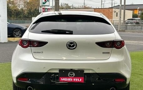 Mazda 3, 2022 год, 1 450 000 рублей, 6 фотография