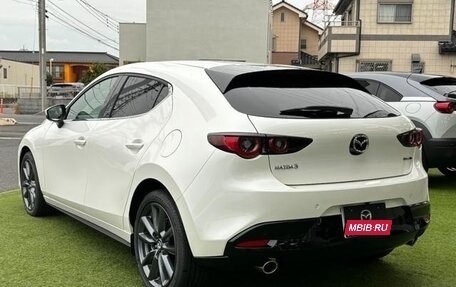 Mazda 3, 2022 год, 1 450 000 рублей, 5 фотография