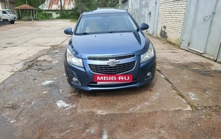 Chevrolet Cruze II, 2013 год, 650 000 рублей, 3 фотография