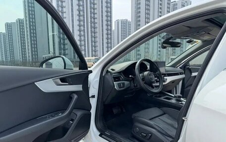 Audi A4, 2021 год, 2 500 000 рублей, 7 фотография