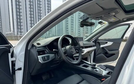 Audi A4, 2021 год, 2 500 000 рублей, 8 фотография
