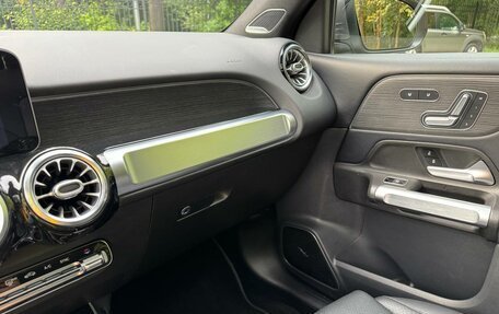 Mercedes-Benz GLB, 2021 год, 3 450 000 рублей, 30 фотография