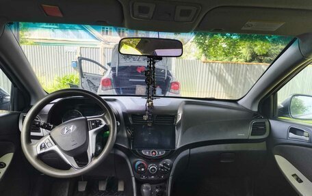 Hyundai Solaris II рестайлинг, 2013 год, 620 000 рублей, 7 фотография