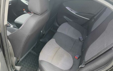 Hyundai Solaris II рестайлинг, 2013 год, 620 000 рублей, 4 фотография