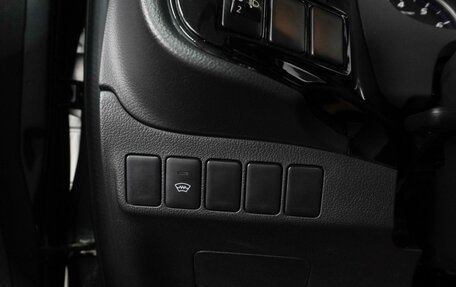 Mitsubishi Outlander III рестайлинг 3, 2016 год, 1 799 000 рублей, 15 фотография