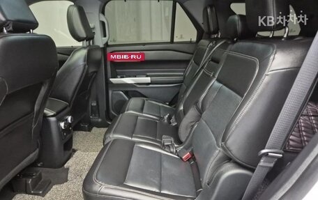 Ford Explorer VI, 2021 год, 2 900 000 рублей, 12 фотография