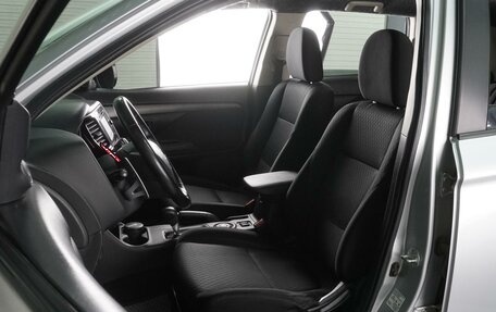 Mitsubishi Outlander III рестайлинг 3, 2014 год, 1 339 000 рублей, 10 фотография