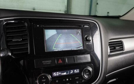 Mitsubishi Outlander III рестайлинг 3, 2014 год, 1 339 000 рублей, 17 фотография