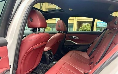 BMW 3 серия, 2021 год, 3 350 000 рублей, 10 фотография