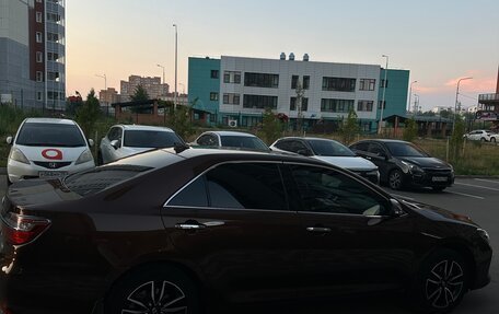 Toyota Camry, 2017 год, 2 200 000 рублей, 5 фотография