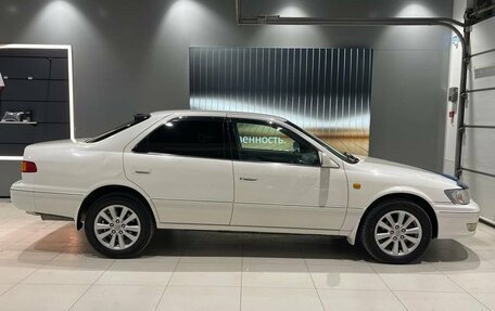 Toyota Camry, 1999 год, 620 000 рублей, 4 фотография