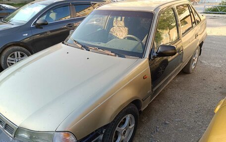 Daewoo Nexia I рестайлинг, 2005 год, 100 000 рублей, 2 фотография