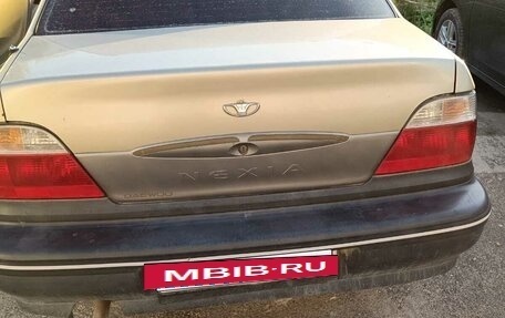 Daewoo Nexia I рестайлинг, 2005 год, 100 000 рублей, 4 фотография