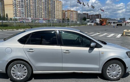 Volkswagen Polo VI (EU Market), 2011 год, 500 000 рублей, 7 фотография