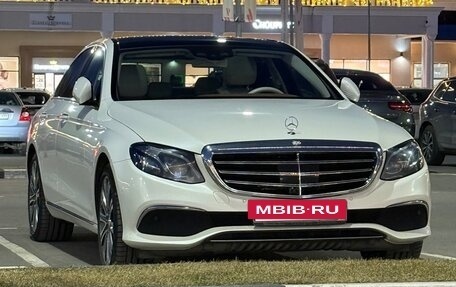 Mercedes-Benz E-Класс, 2016 год, 4 100 000 рублей, 15 фотография