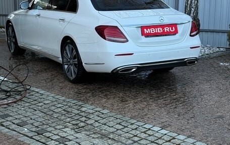 Mercedes-Benz E-Класс, 2016 год, 4 100 000 рублей, 12 фотография