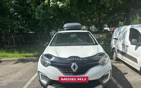 Renault Kaptur I рестайлинг, 2019 год, 950 000 рублей, 2 фотография