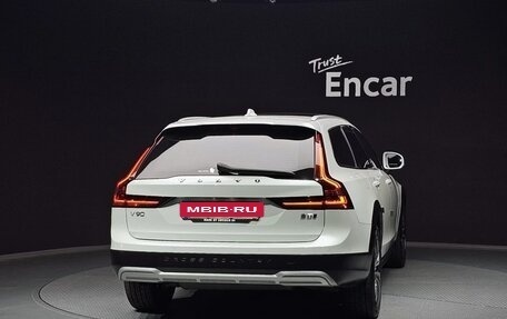 Volvo V90 II, 2021 год, 3 750 000 рублей, 2 фотография