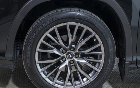 Lexus RX IV рестайлинг, 2021 год, 6 200 000 рублей, 8 фотография