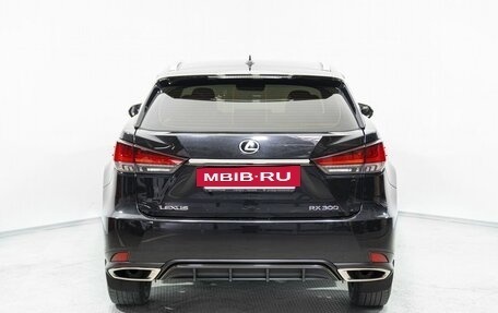 Lexus RX IV рестайлинг, 2021 год, 6 200 000 рублей, 5 фотография