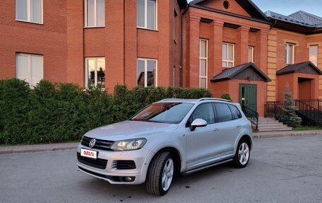 Volkswagen Touareg III, 2011 год, 2 190 000 рублей, 4 фотография
