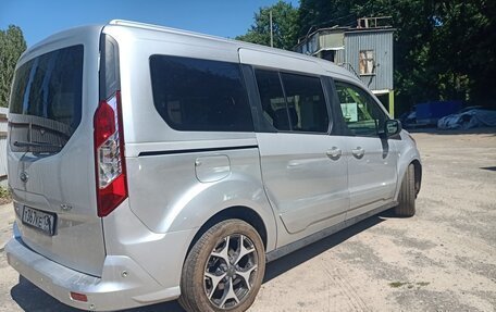 Ford Transit Connect, 2018 год, 2 200 000 рублей, 9 фотография