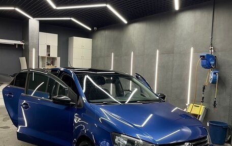 Volkswagen Polo VI (EU Market), 2018 год, 1 600 000 рублей, 2 фотография