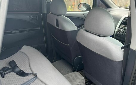 Mitsubishi Colt VI рестайлинг, 2004 год, 379 000 рублей, 11 фотография