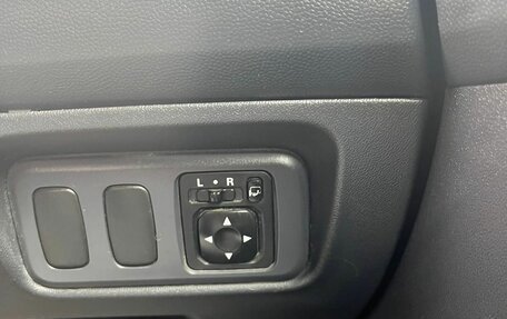 Mitsubishi Colt VI рестайлинг, 2004 год, 379 000 рублей, 19 фотография