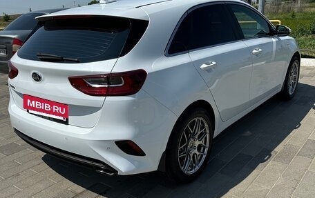 KIA cee'd III, 2020 год, 2 000 000 рублей, 2 фотография