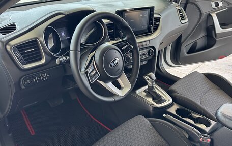 KIA cee'd III, 2020 год, 2 000 000 рублей, 16 фотография