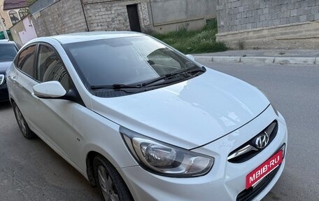Hyundai Solaris II рестайлинг, 2011 год, 660 000 рублей, 9 фотография