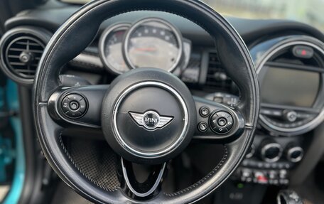 MINI Cabrio, 2018 год, 2 590 000 рублей, 14 фотография
