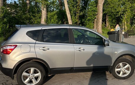 Nissan Qashqai, 2010 год, 1 000 000 рублей, 3 фотография