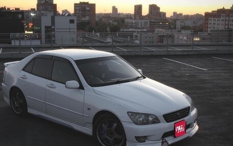 Toyota Altezza, 2003 год, 1 300 000 рублей, 1 фотография