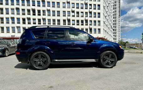 Mitsubishi Outlander III рестайлинг 3, 2011 год, 1 295 000 рублей, 4 фотография