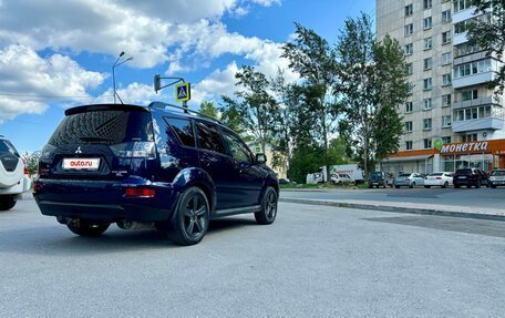 Mitsubishi Outlander III рестайлинг 3, 2011 год, 1 295 000 рублей, 5 фотография