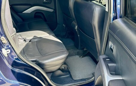 Mitsubishi Outlander III рестайлинг 3, 2011 год, 1 295 000 рублей, 10 фотография