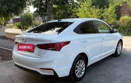 Hyundai Solaris II рестайлинг, 2018 год, 1 450 000 рублей, 4 фотография