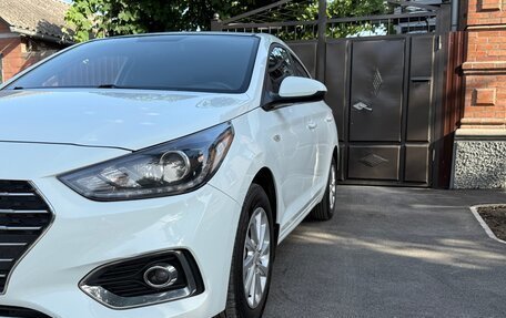 Hyundai Solaris II рестайлинг, 2018 год, 1 450 000 рублей, 8 фотография