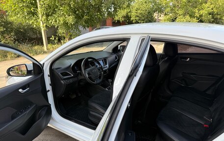 Hyundai Solaris II рестайлинг, 2018 год, 1 450 000 рублей, 11 фотография