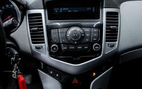 Chevrolet Cruze II, 2012 год, 800 000 рублей, 18 фотография