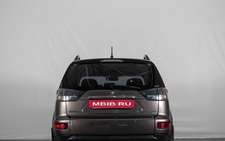 Mitsubishi Outlander III рестайлинг 3, 2011 год, 1 199 000 рублей, 6 фотография