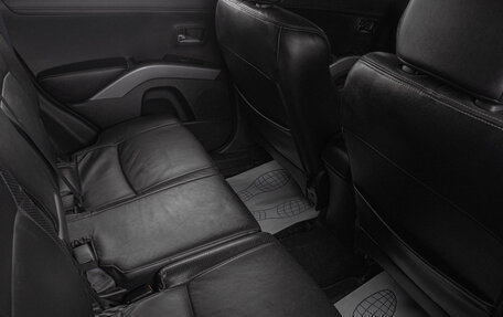 Mitsubishi Outlander III рестайлинг 3, 2011 год, 1 199 000 рублей, 20 фотография