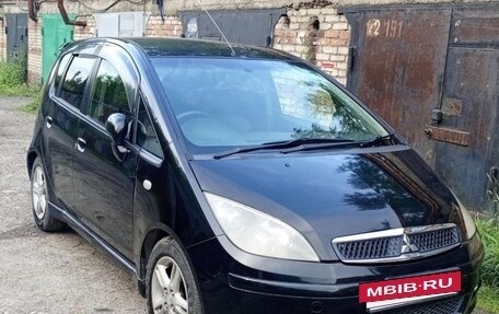 Mitsubishi Colt VI рестайлинг, 2004 год, 430 000 рублей, 4 фотография