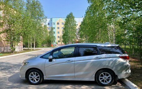 Honda Shuttle II, 2016 год, 1 000 000 рублей, 2 фотография
