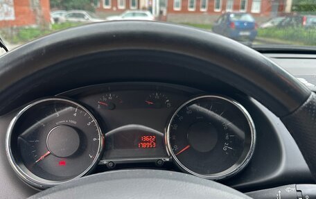 Peugeot 3008 I рестайлинг, 2011 год, 750 000 рублей, 18 фотография